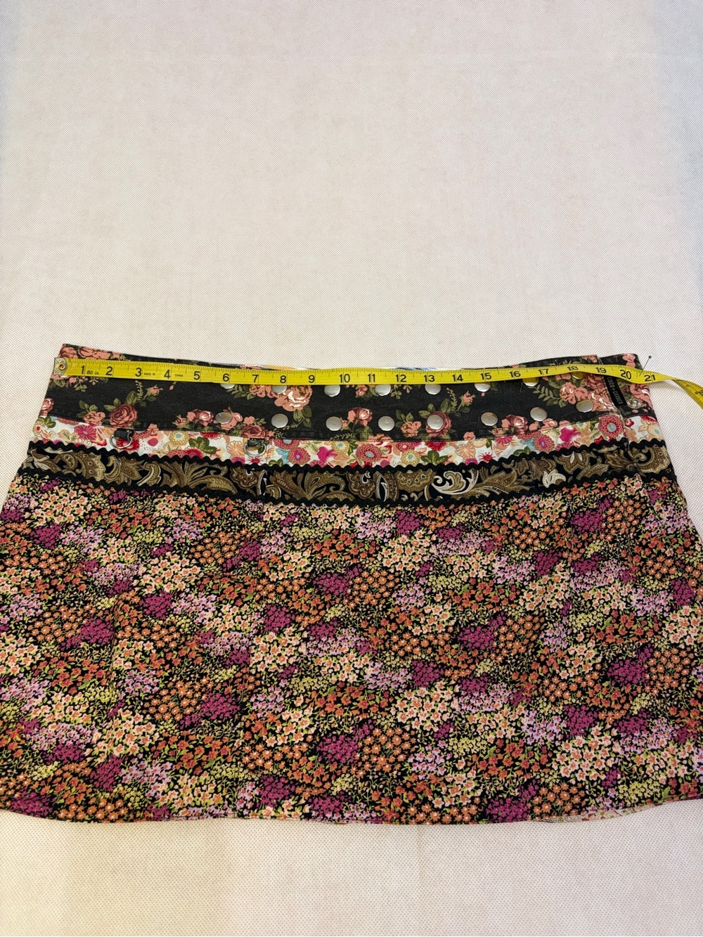 Coco + Carmen Adjustable and Reversible skirt OS - Picture 8 of 8